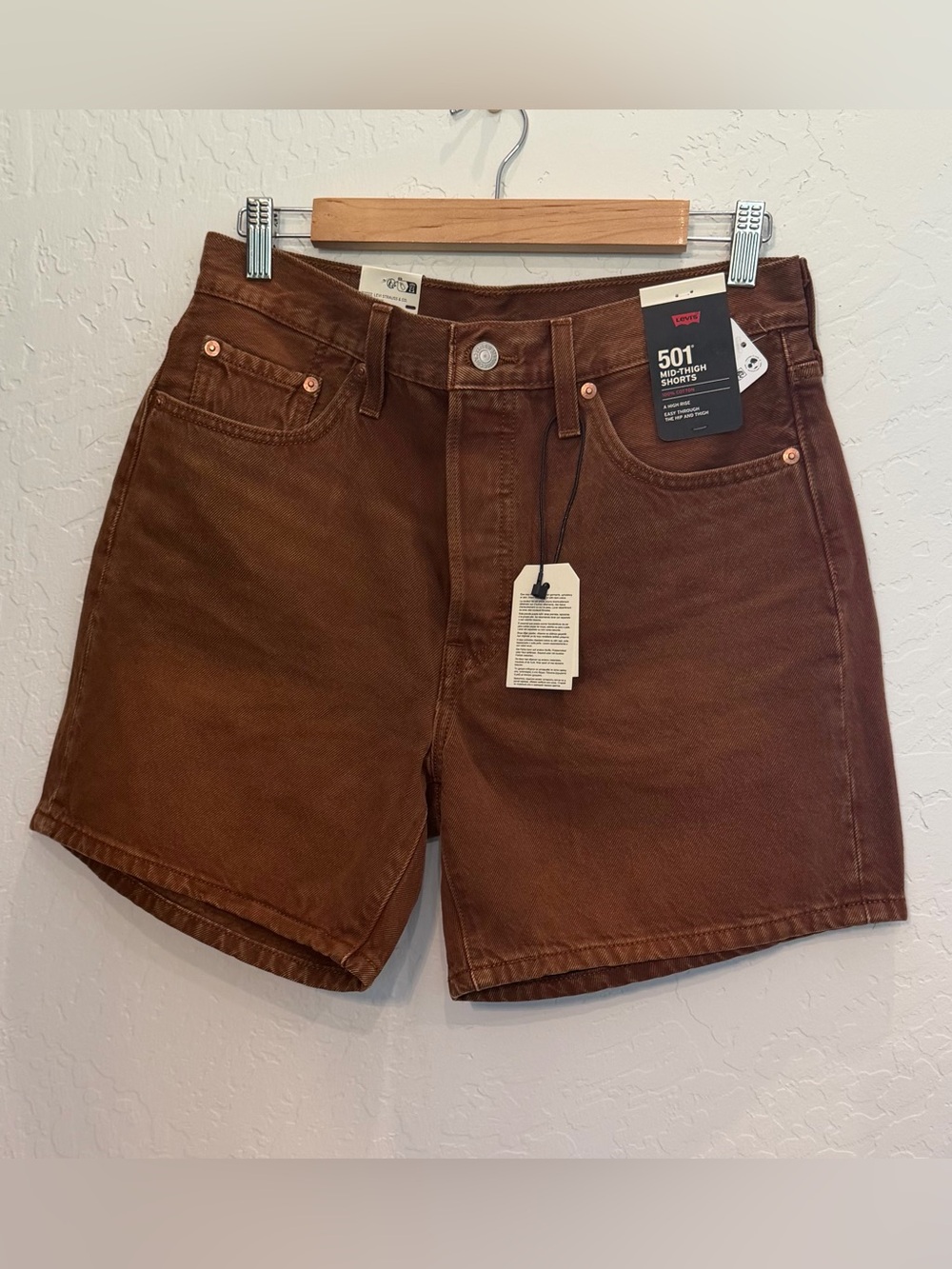 NWT Levi’s 501 Mid-Thigh Shorts Scraped Sorrel Horse Brown size 29